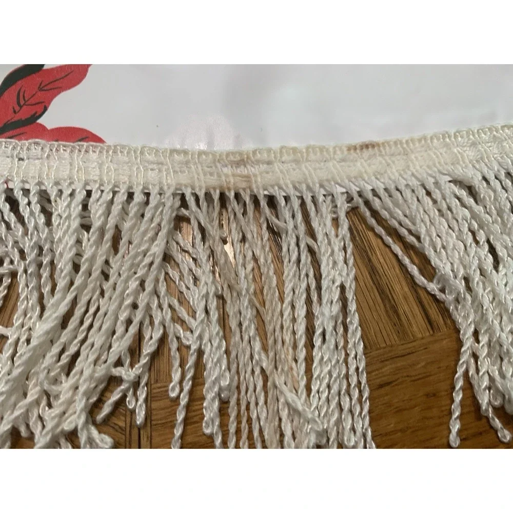 Vintage Christmas Vinyl Tablecloth ROUND 52